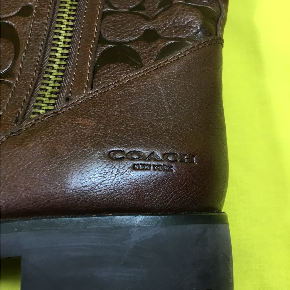 Coach Brown Leather Valentine Mid-Calf Logo-Embossed Boot with Gold-Zip SZ 8 - Picture 5 of 12